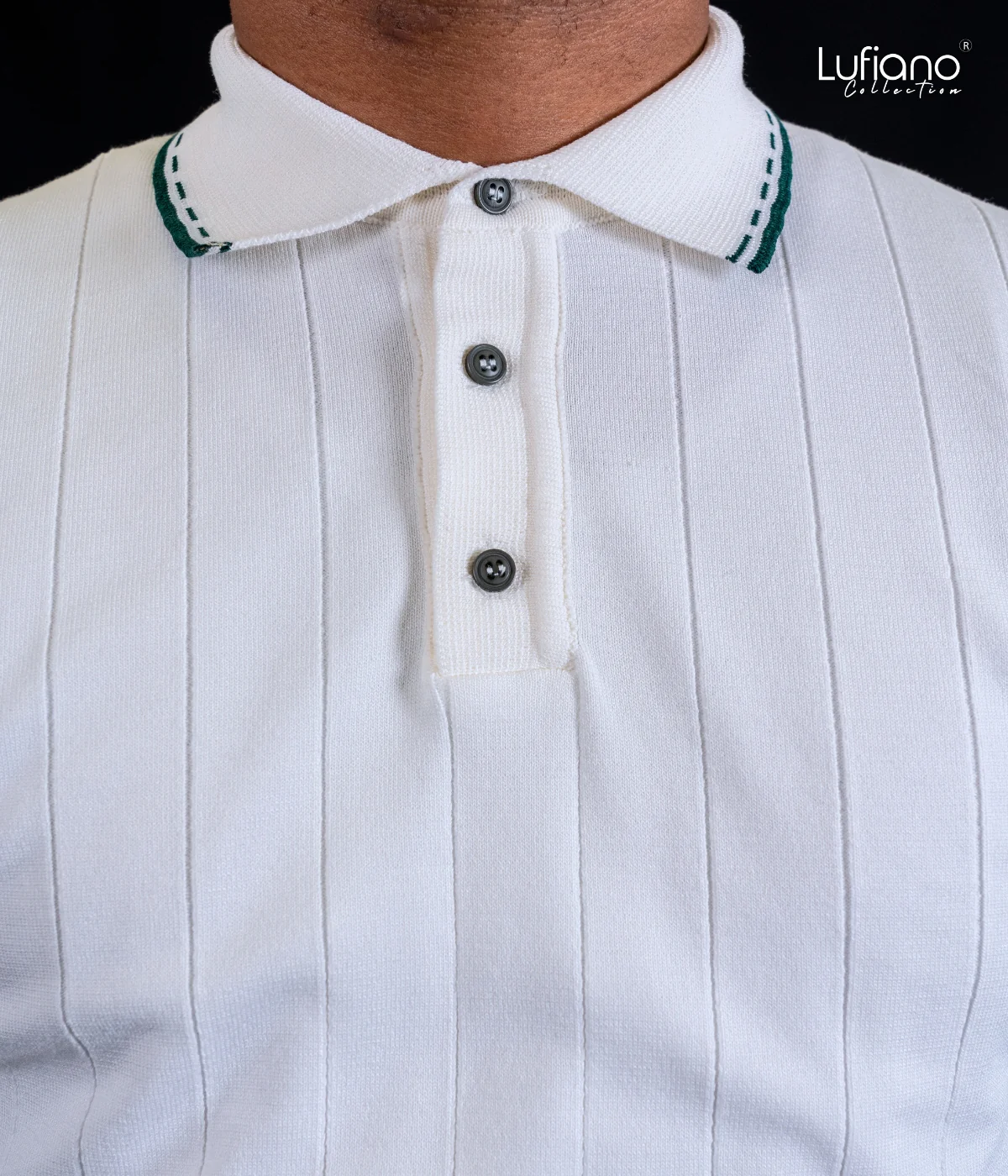 11532 : Knit Top: Ecru-Emerald - Image 2