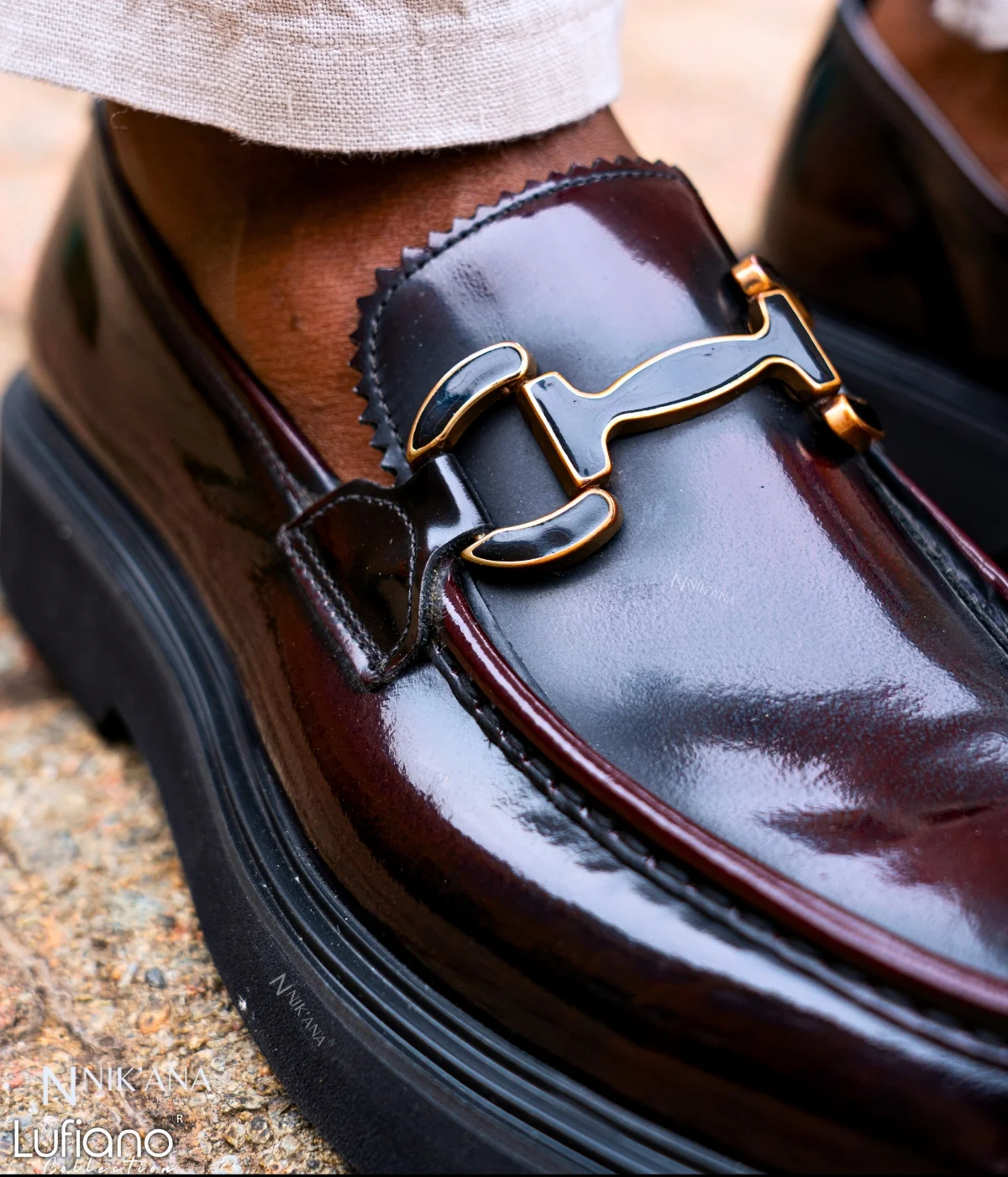 FD006-Slip on : Burgundy - Image 4
