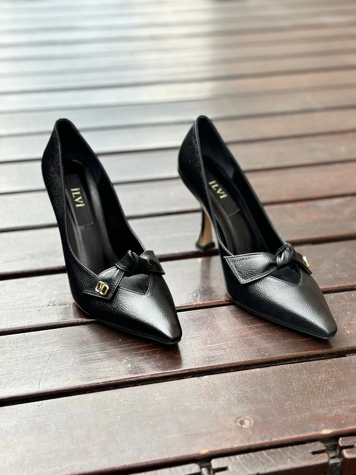 iLVi004-High Heels: Black - Image 3