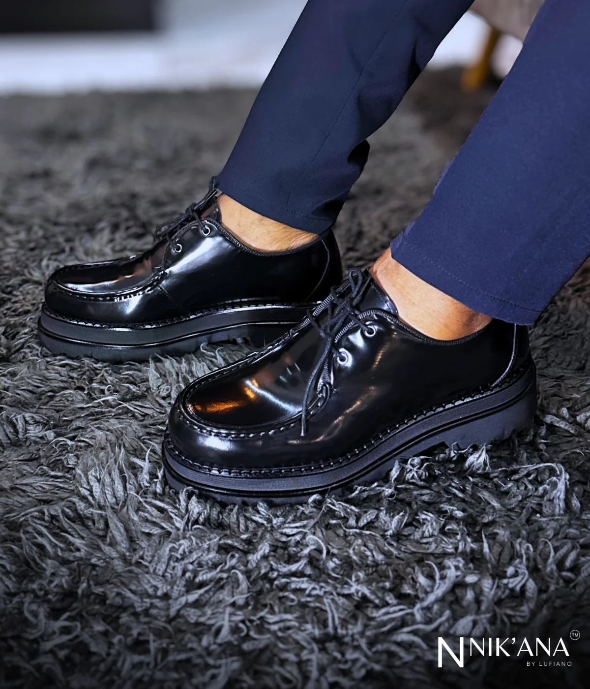 iLVi018-Lace up: Black - Image 2