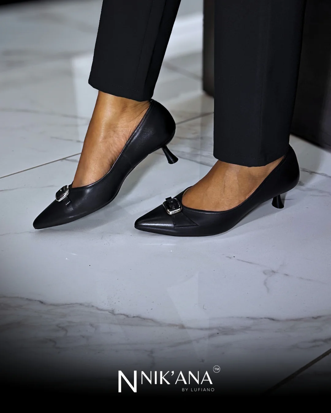 iLVi028-High Heels: Black