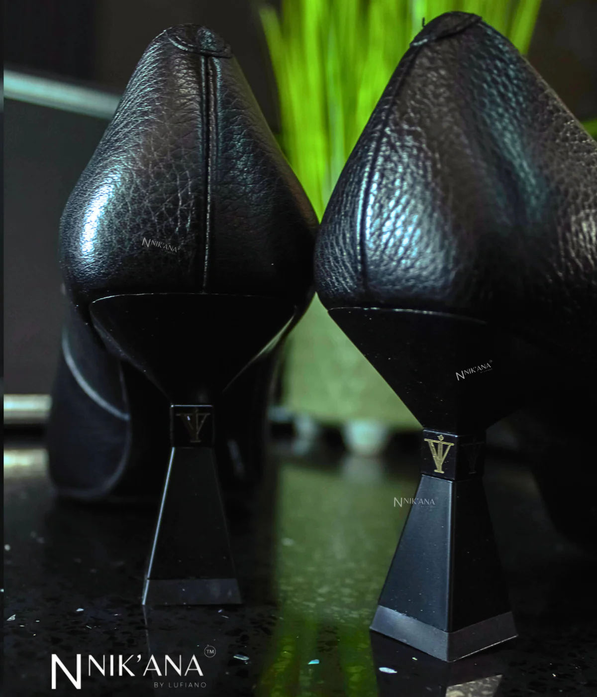 iLVi036-High Heels: Black - Image 3