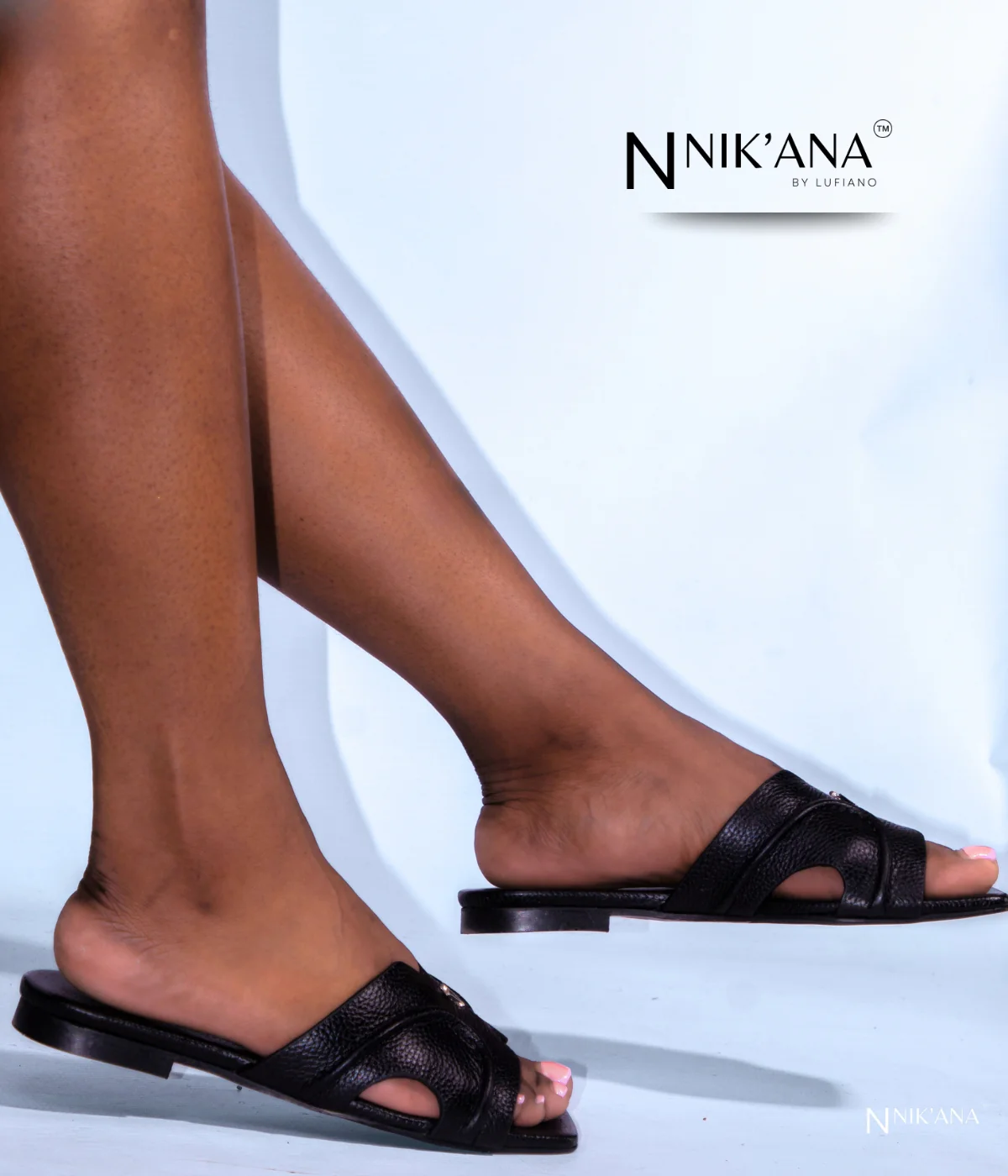 iLVi086-Sandals: Black - Image 3