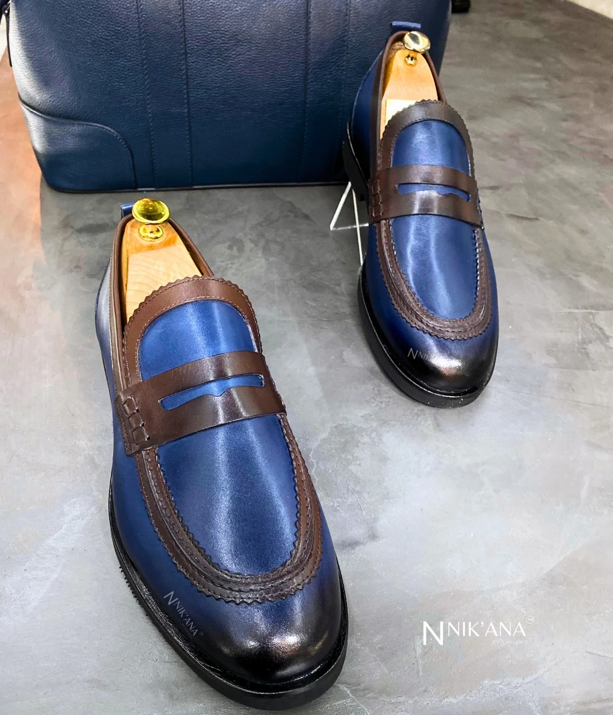 iLVi094-Slip on: Navy - Image 2
