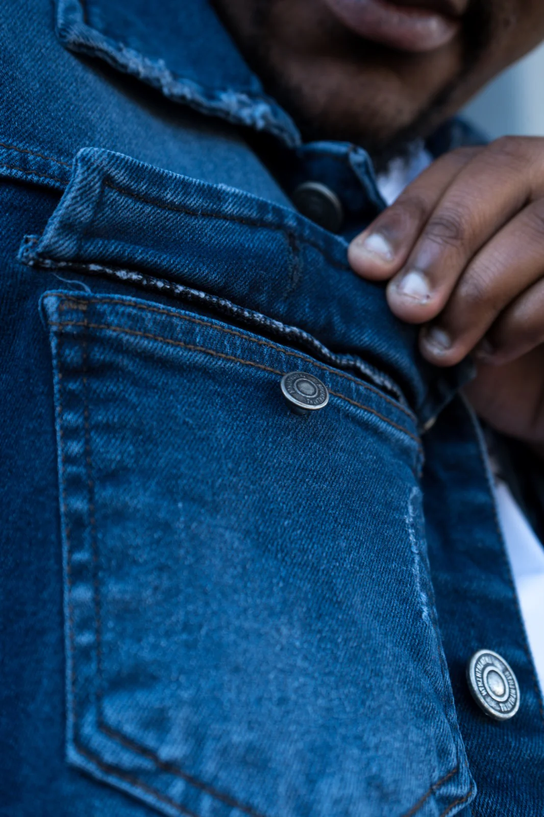 J.E 8411: Jean Jacket:Blue - Image 3
